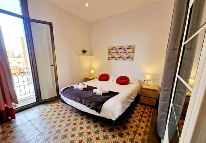500 D ROOM 1 B